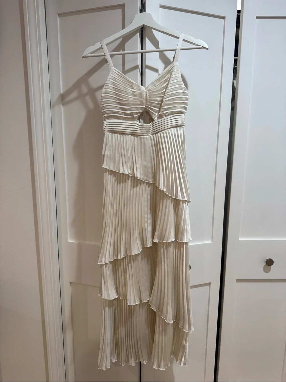 Abercrombie & Fitch Giselle Pleated Tiered Maxi Dress XSP